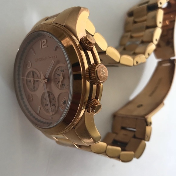 MICHAEL KORS Quartz Chronograph Rose Gold Watch - Picture 6 of 7